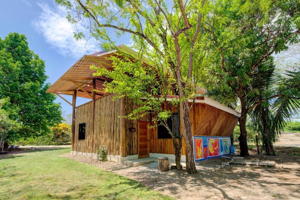 Samara Tarantela Houses, Casa Bambu Luaran gambar